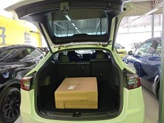 Tesla Model Y Standard Range RWD - ფოტო 19