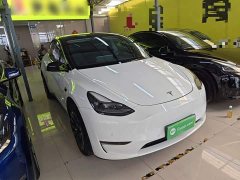 Tesla Model Y Standard Range RWD - ფოტო 4