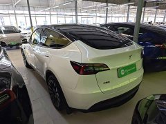 Tesla Model Y Standard Range RWD - ფოტო 5