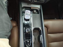 Volvo XC60 2025 B5 AWD Smart Remote Luxury Edition - ფოტო 14