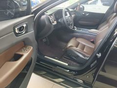 Volvo XC60 2025 B5 AWD Smart Remote Luxury Edition - ფოტო 16