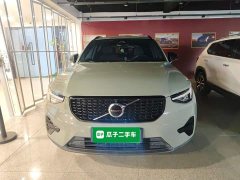 Volvo XC40 B3 Dynamic Edition - ფოტო 3