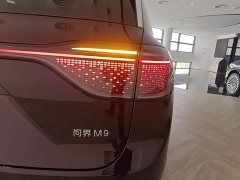 AITO Wenjie M9 2025 Extended Range Ultra 52kWh 6-Seater with 192-Line LiDAR - ფოტო 8