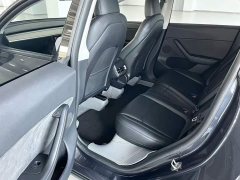 Tesla Model Y Rear-Wheel Drive - ფოტო 17
