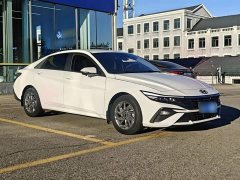 Hyundai Elantra 2023 1.5L CVT GLS Leading Edition - ფოტო 4