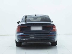 Volvo S60 B4 Smart Luxury Edition - ფოტო 15