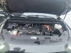 Toyota Crown Venza 2.5L HEV AWD Premium - ფოტო 11