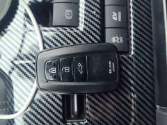 Toyota Crown Venza 2.5L HEV AWD Premium - ფოტო 12