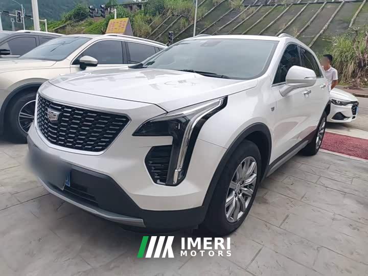Cadillac XT4 28T FWD Luxury