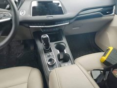 Cadillac XT4 28T FWD Luxury - ფოტო 14