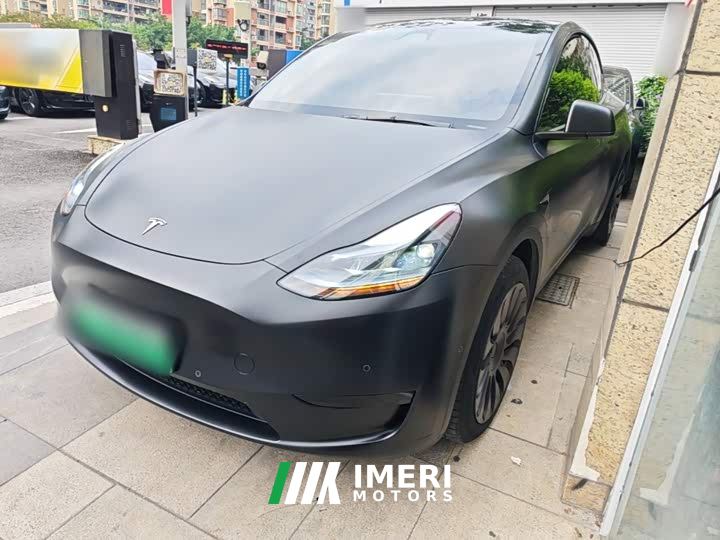 Tesla Model Y Facelift Rear-Wheel Drive