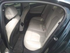 Genesis G70 2.0T RWD Luxury Edition - ფოტო 17