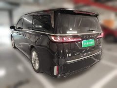 Voyah Dream PHEV Extended Range Luxury Edition - ფოტო 10