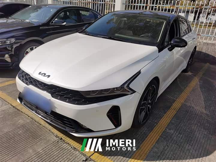 Kia K5 380T GT-Line Flagship