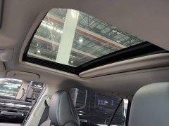 Toyota Venza 2.0L CVT FWD Luxury - ფოტო 12