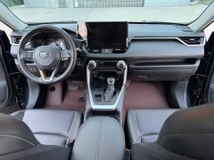 Toyota Venza 2.0L CVT FWD Luxury - ფოტო 13