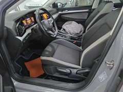 Volkswagen Golf 200TSI DSG Pro - ფოტო 11