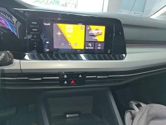 Volkswagen Golf 200TSI DSG Pro - ფოტო 9