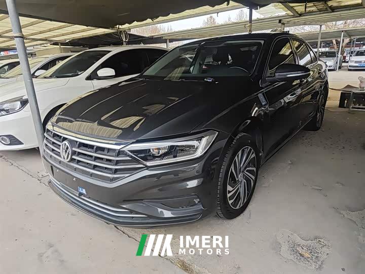 Volkswagen Sagitar 280TSI DSG Flying Edition