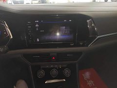 Volkswagen Sagitar 280TSI DSG Flying Edition - ფოტო 13