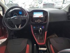Ford Focus 2020 Hatchback Classic 1.5L Automatic Fashion Edition - ფოტო 10