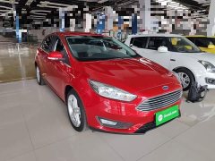Ford Focus 2020 Hatchback Classic 1.5L Automatic Fashion Edition - ფოტო 4