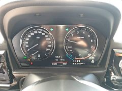 BMW 1 Series Facelift 120i M Sport - ფოტო 12