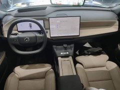 Volvo XC70 Plug-in Hybrid 2026 All-Wheel Drive Extended Range Ultra - ფოტო 10