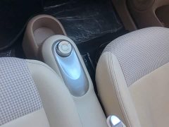 Wuling Hongguang MINIEV Fourth Generation Four-Door Advanced Edition - ფოტო 14
