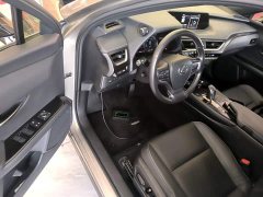Lexus UX New Energy 2020 300e Pure Joy Edition - ფოტო 16