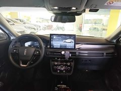 Lincoln Explorer 2.0T Two-Wheel Drive Premium - ფოტო 10