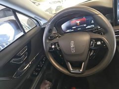 Lincoln Explorer 2.0T Two-Wheel Drive Premium - ფოტო 11