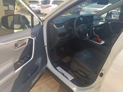 Toyota RAV4 2024 2.0L CVT FWD Urban Edition - ფოტო 16