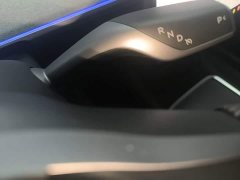 Tesla Model Y Rear-Wheel Drive - ფოტო 10