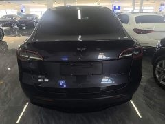 Tesla Model Y Rear-Wheel Drive - ფოტო 4