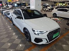 Audi A3 Sportback 35 TFSI Fashion Sport - ფოტო 4