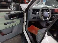 Beijing Jeep BJ40 2.0T Urban Hunter Edition Supreme Trim - ფოტო 16