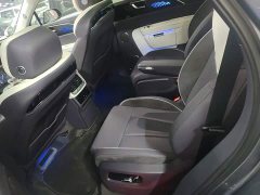 FAW Red Flag E-HS9 2022 690km Range Flagship Edition Six-Seater - ფოტო 17