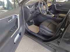 Toyota Venza 2.0L CVT FWD Luxury - ფოტო 13