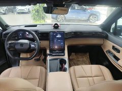 NIO ES8 2020 415KM Six-Seater - ფოტო 10
