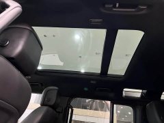 Land Rover Defender 110 3.0T P400 X-DYNAMIC HSE - ფოტო 12