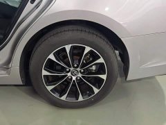 Toyota Avalon 2.5L Luxury - ფოტო 11