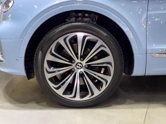 Bentley Bentayga 2022 4.0T V8 - ფოტო 5