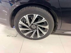 Mercedes-Benz E-Class E 300 L Luxury - ფოტო 5
