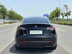Tesla Model Y Standard Range RWD - ფოტო 11