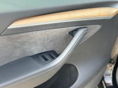 Tesla Model Y Standard Range RWD - ფოტო 6