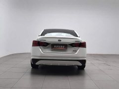 Nissan Teana 2.0L XL Comfort - ფოტო 4
