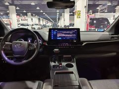 Toyota Sienna 2.5L Hybrid Premium Edition - ფოტო 5
