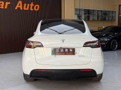 Tesla Model Y Standard Range RWD - ფოტო 5