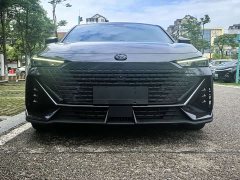 Changan UNI-V 2022 1.5T Deluxe - ფოტო 2